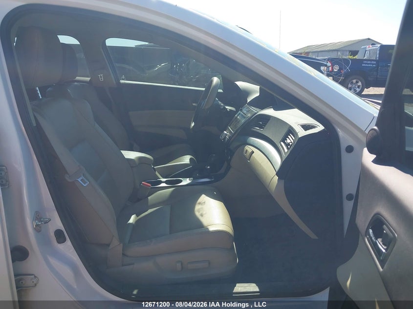 2016 ACURA ILX SEDAN 2.4L I-4 DI, DOHC, VVT, 201HP
