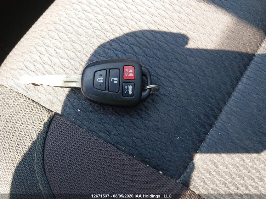 2017 TOYOTA COROLLA SEDAN 1.8L I-4 DOHC, VVT, 132HP