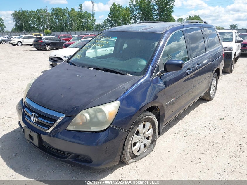 2007 Honda Odyssey, Front, IAAI, VIN 5FNRL38437B513195 — photo 2