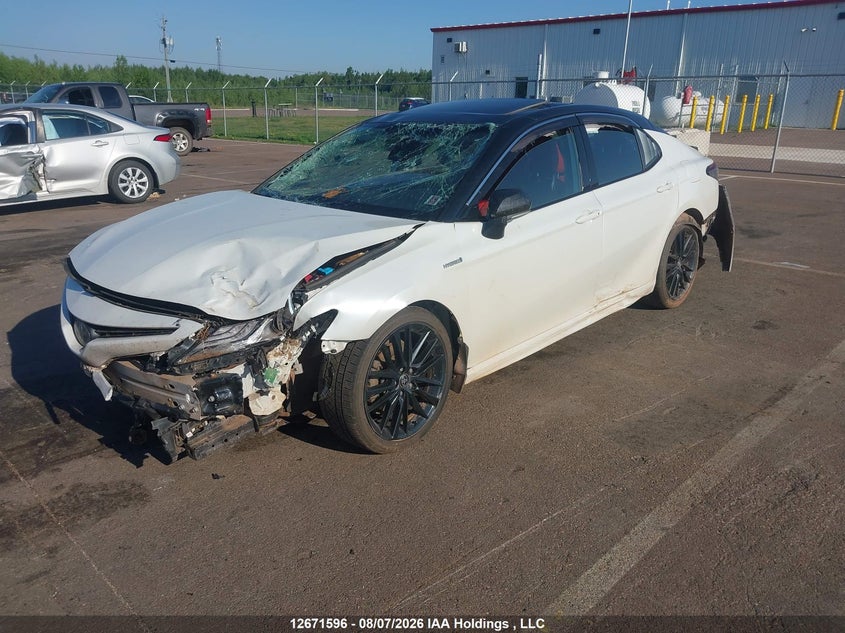 Vin: 4t1k31akxmu025827, lot: 3074732, toyota camry hybrid xse 20212