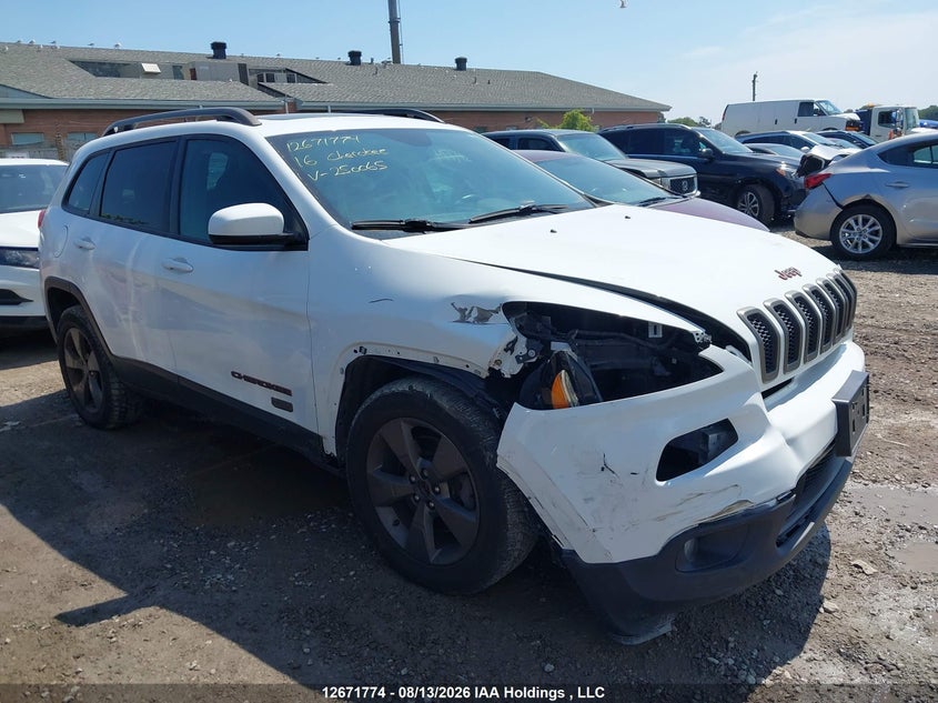 2016 Jeep Cherokee North, Front, IAAI, VIN 1C4PJMCS5GW250065