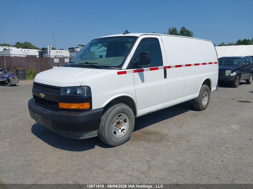 2023 Chevrolet Express, Possible Mechanical, IAAI, VIN 1GCWGAFP3P1161849 — photo 2