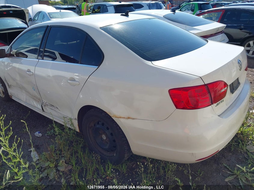 Vin: 3vwlx7aj0dm421936, lot: 3075200, volkswagen jetta sel 20133