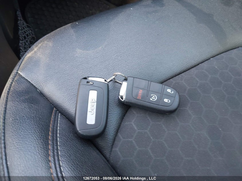 2019 JEEP COMPASS LATITUDE - zdjęcie 11