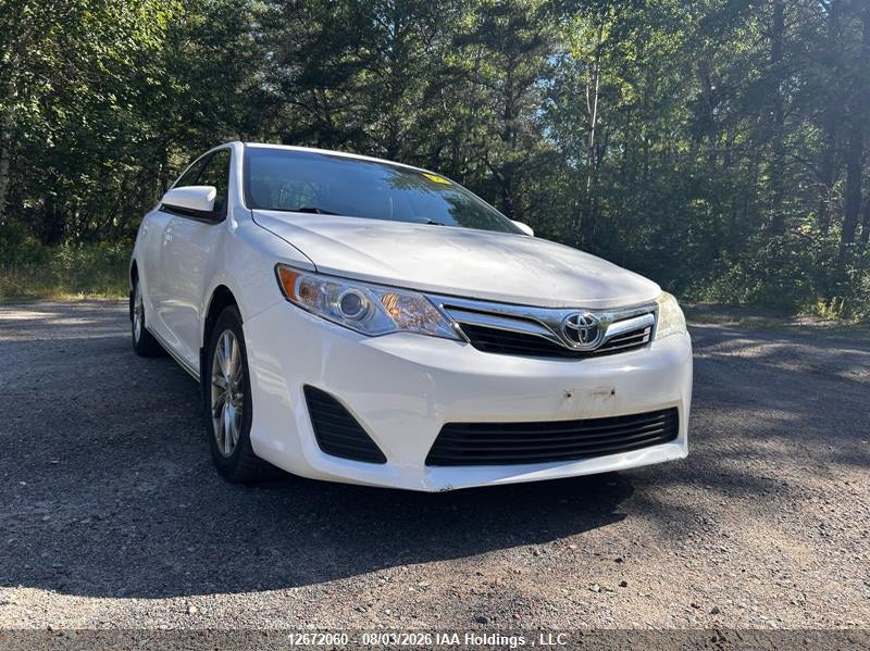 Vin: 4t1bf1fk5eu744002, lot: 3075307, toyota camry l/se/le/xle 20142