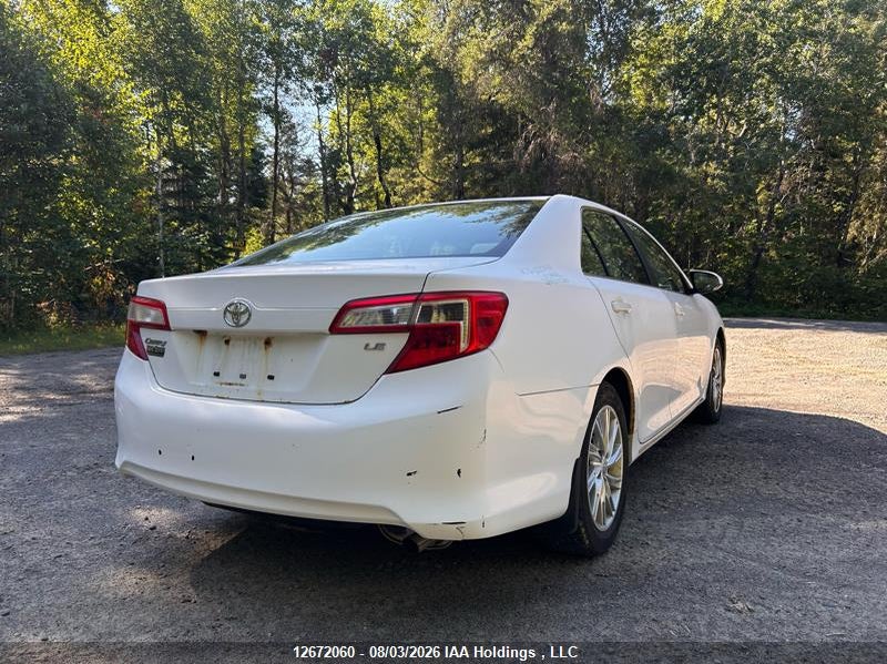 Vin: 4t1bf1fk5eu744002, lot: 3075307, toyota camry l/se/le/xle 20144