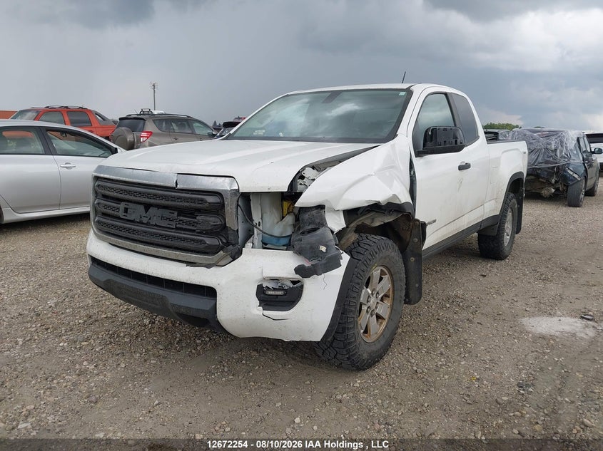 2016 GMC Canyon, Front, IAAI, VIN 1GTH6BEAXG1187766 — photo 2