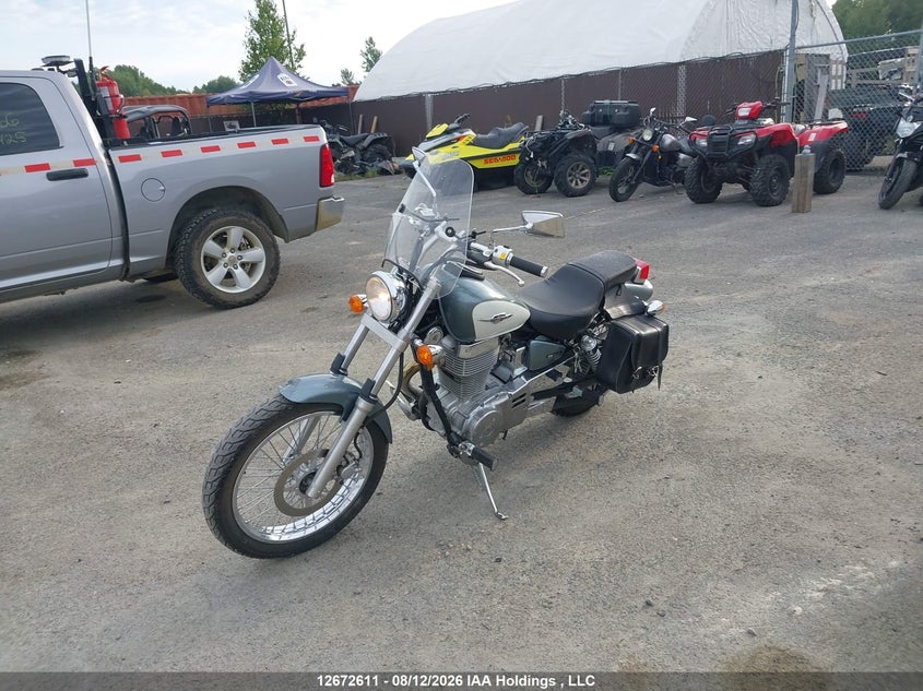 2011 Suzuki —, Front, IAAI, VIN JS1NP41A7B2100890 — photo 2