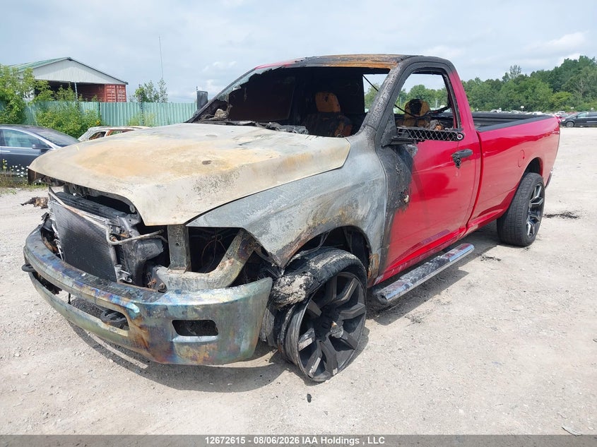 2011 RAM 2500, Engine Fire, IAAI, VIN 3D7LP2ELXBG627171 — photo 2