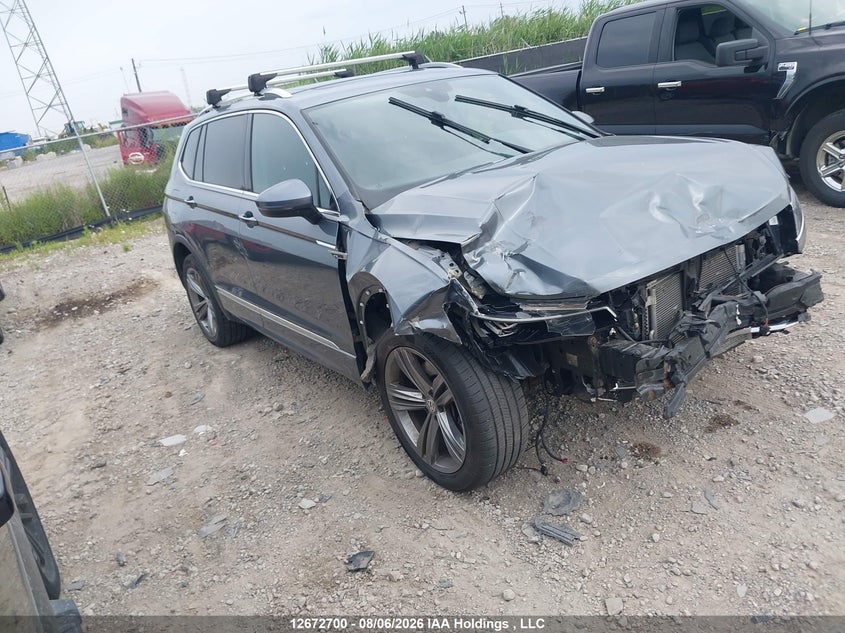 2020 Volkswagen Tiguan, Удар спереди, IAAI, VIN 3VV4B7AX5LM100808