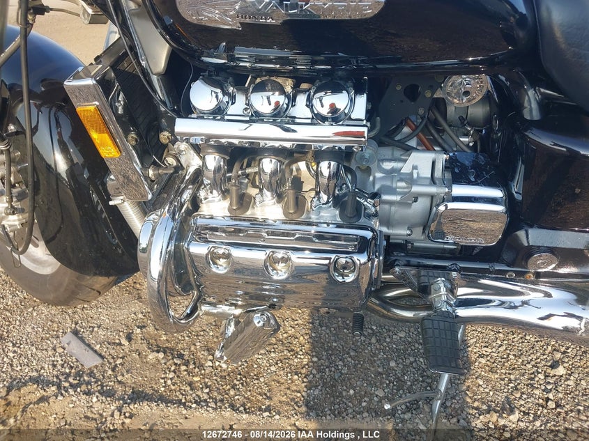 2003 HONDA GL 1500 CD 6