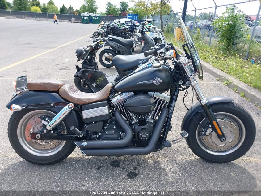 2012 HARLEY-DAVIDSON FAT BOB MOTO 2
