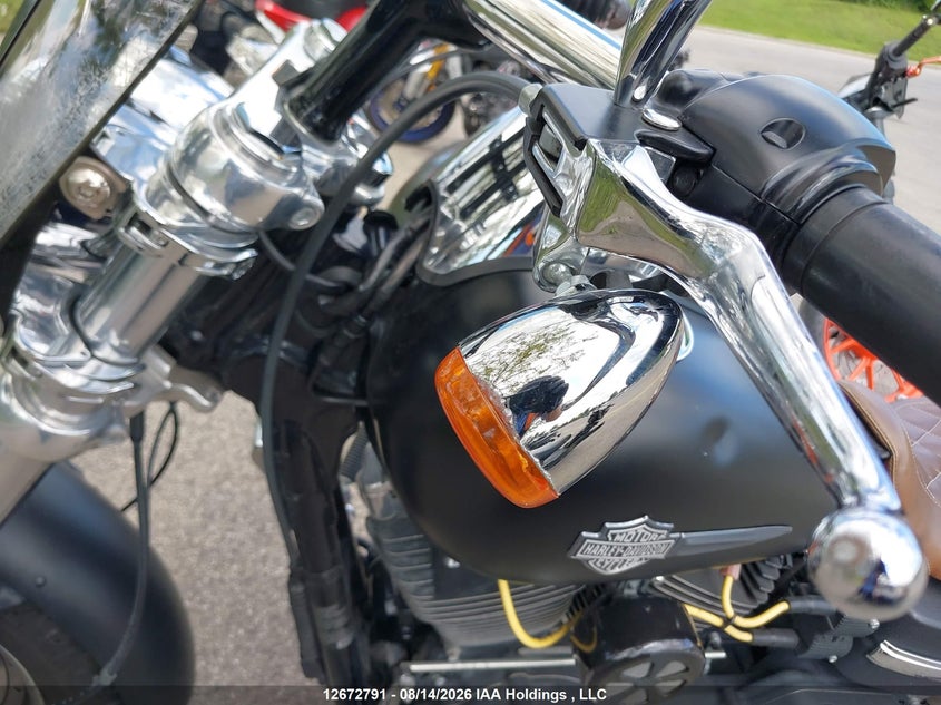 2012 HARLEY-DAVIDSON FAT BOB MOTO 2