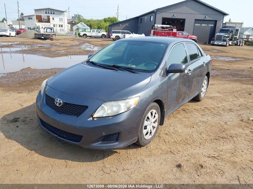 2010 Toyota Corolla, Левый бок, IAAI, VIN 2T1BU4EEXAC293048 — фото 2