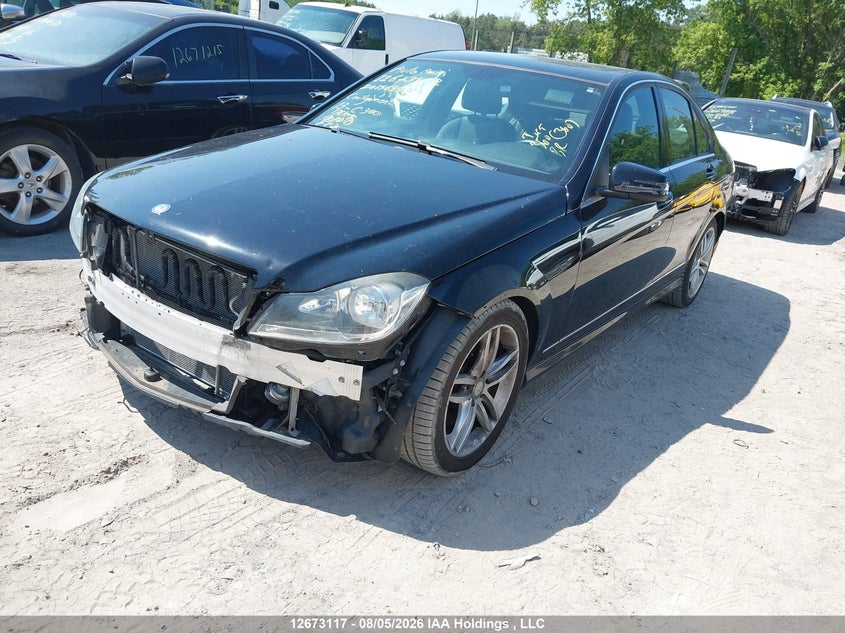 2013 Mercedes-Benz C 300 4Matic, Удар спереди, IAAI, VIN WDDGF8AB7DA856994 — фото 2