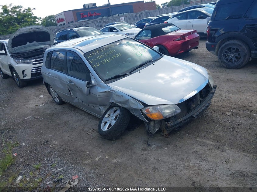 2007 Kia Spectra5, Front, IAAI, VIN KNAFE161775003084