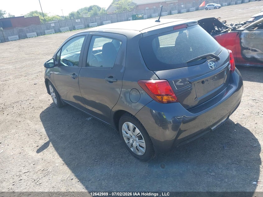 Vin: vnkktud33fa027795, lot: 3076653, toyota yaris le 20153