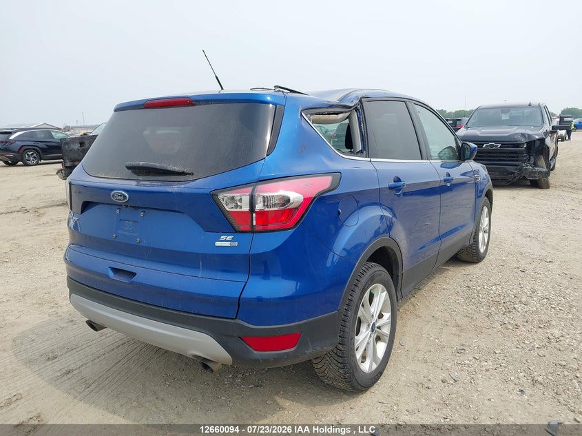 Vin: 1fmcu9g96hud31661, lot: 3076744, ford escape se 20174