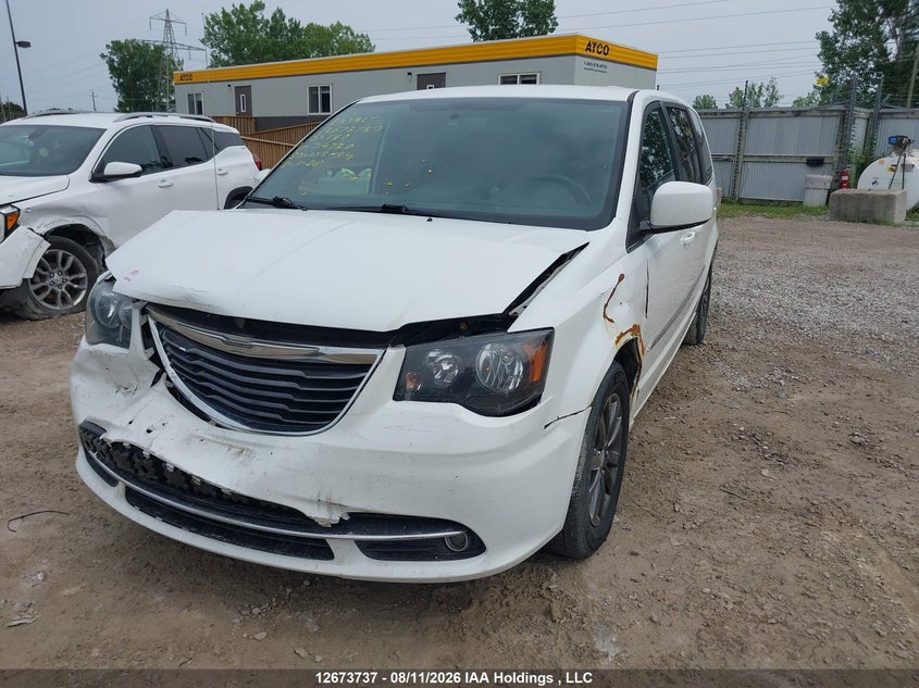 2015 Chrysler Town & Country, Удар спереди, IAAI, VIN 2C4RC1HG5FR714730 — фото 2