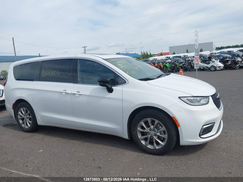 2C4RC1GG9TR240357 Chrysler Pacifica Limited