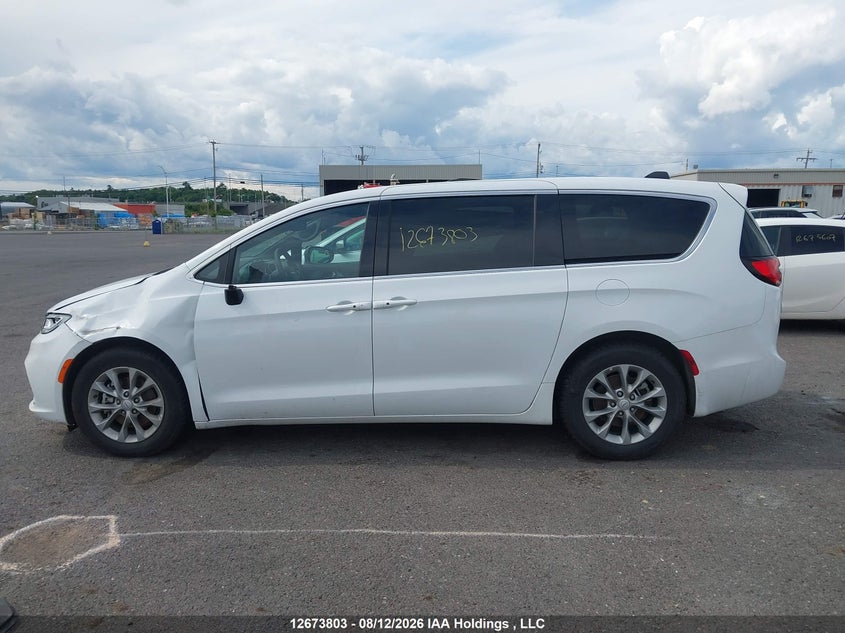 2C4RC1GG9TR240357 Chrysler Pacifica Limited