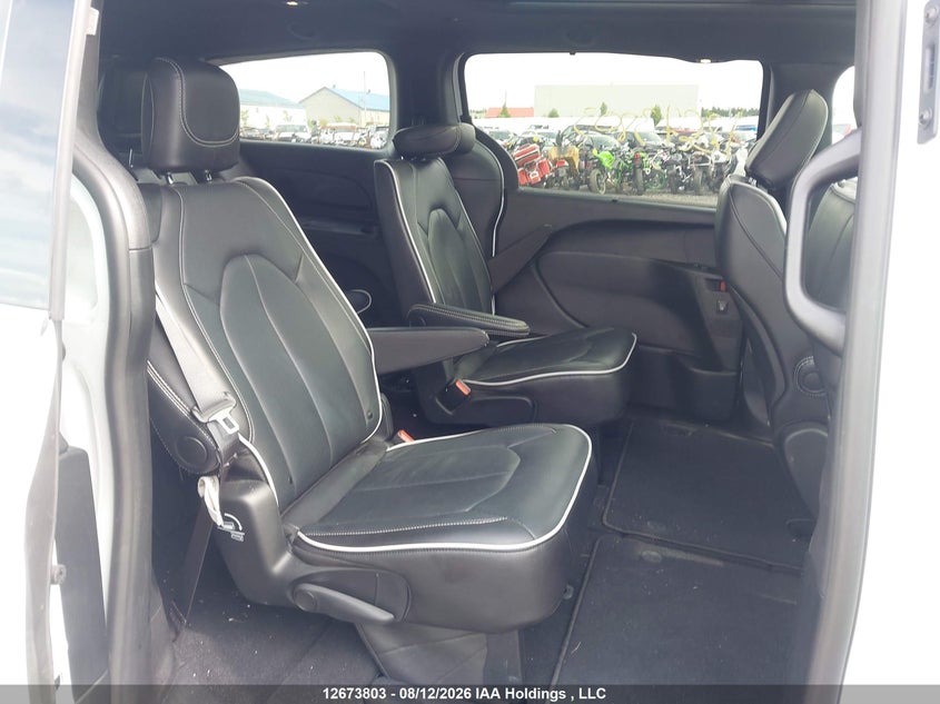 2C4RC1GG9TR240357 Chrysler Pacifica Limited