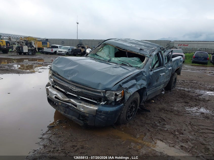 2010 Chevrolet Silverado, Rollover, IAAI, VIN 3GCRKSE34AG297982 — photo 2