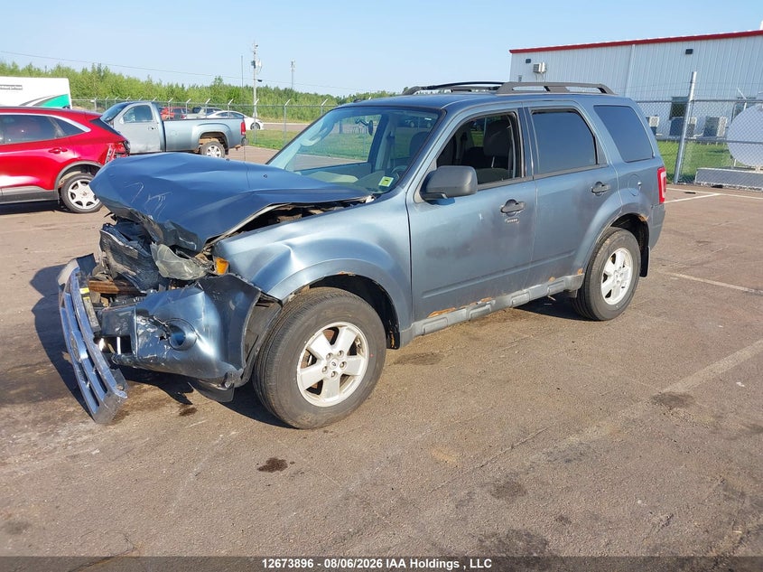 2010 Ford Escape, Удар спереди, IAAI, VIN 1FMCU0DG4AKA68053 — фото 2