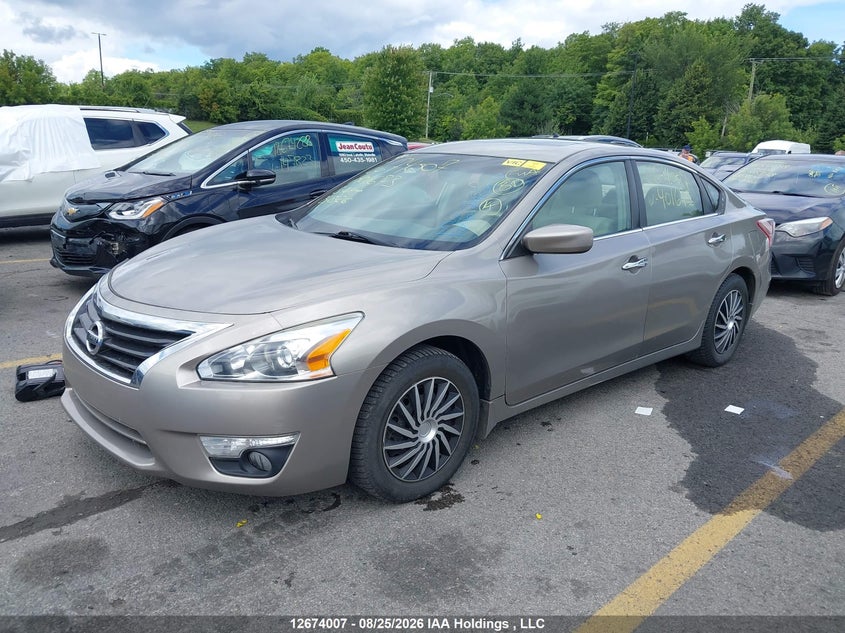 2013 Nissan Altima, Possible Mechanical, IAAI, VIN 1N4AL3AP6DN401673 — photo 2