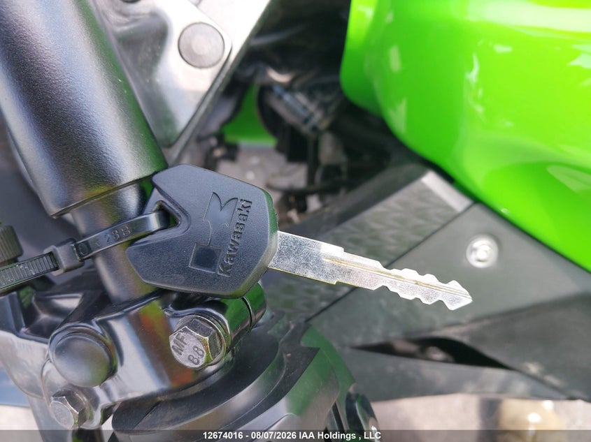 2013 KAWASAKI NINJA SPORT_BIKE 2