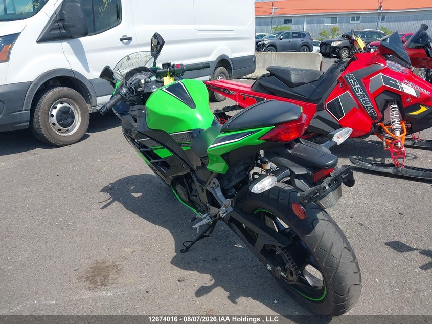 2013 KAWASAKI NINJA SPORT_BIKE 2