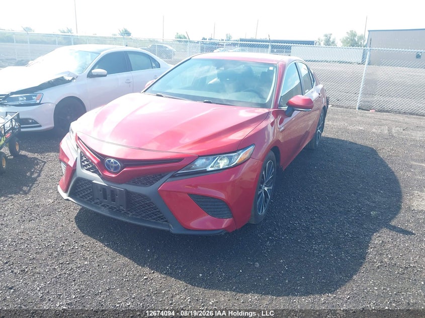 2019 Toyota Camry Hybrid/Le/Xle/Se, Удар сзади, IAAI, VIN 4T1B21HK3KU010432 — фото 2