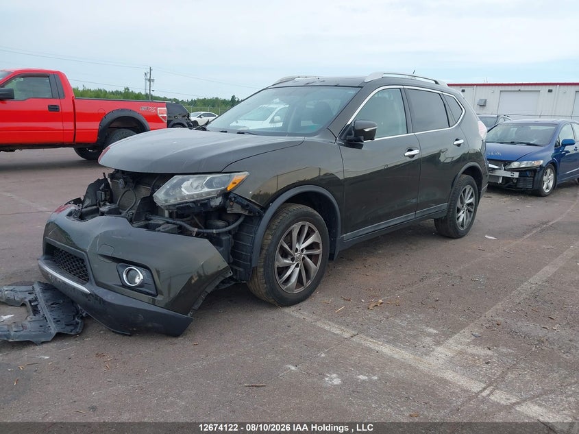 2015 Nissan Rogue, Front, IAAI, VIN 5N1AT2MV5FC818047 — photo 2