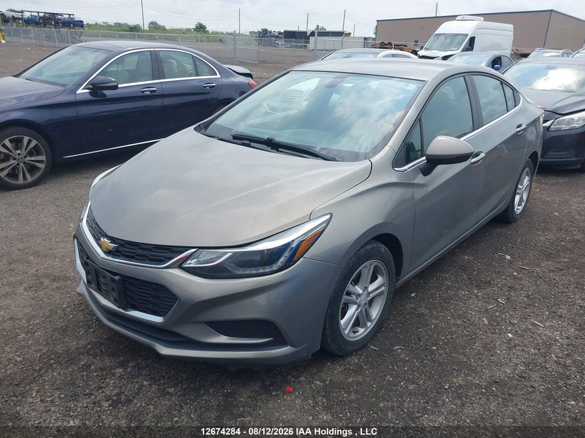 2018 Chevrolet Cruze Lt Auto, Правий бік, IAAI, VIN 1G1BE5SM1J7132516 — фото 2