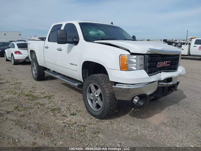 2011 GMC Sierra 2500Hd Slt, Front, IAAI, VIN 1GT121E84BF106826