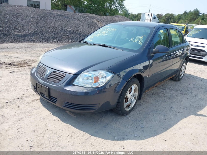 2008 Pontiac G5, Right Side, IAAI, VIN 1G2AL55F287258467 — photo 2