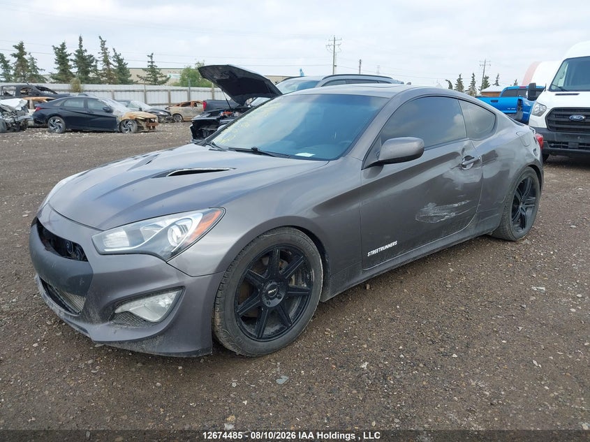2013 Hyundai Genesis, Left Side, IAAI, VIN KMHHT6KD4DU101291 — photo 2