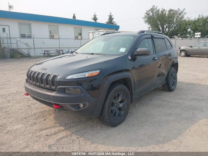2015 Jeep Cherokee, Левый бок, IAAI, VIN 1C4PJMBS4FW575807 — фото 2