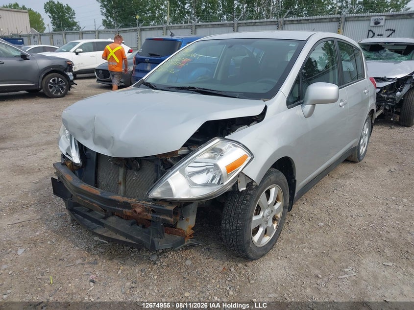 2010 Nissan Versa, Front, IAAI, VIN 3N1BC1CP3AL428201 — photo 2