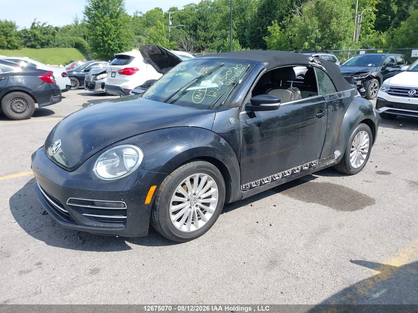 2019 Volkswagen Beetle, Пожежа (салон), IAAI, VIN 3VW5DAAT0KM502500 — фото 2