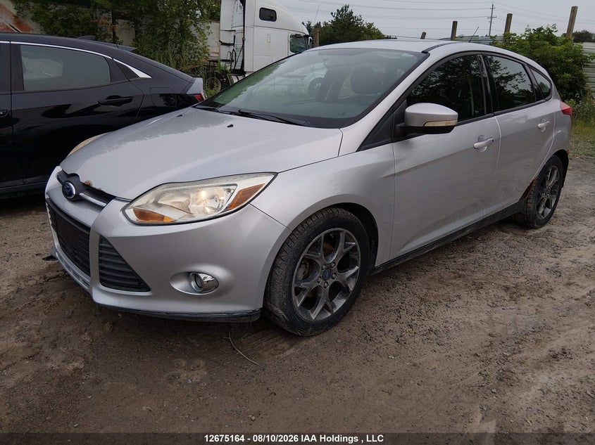 2013 Ford Focus, Угон, IAAI, VIN 1FADP3K2XDL321843 — фото 2