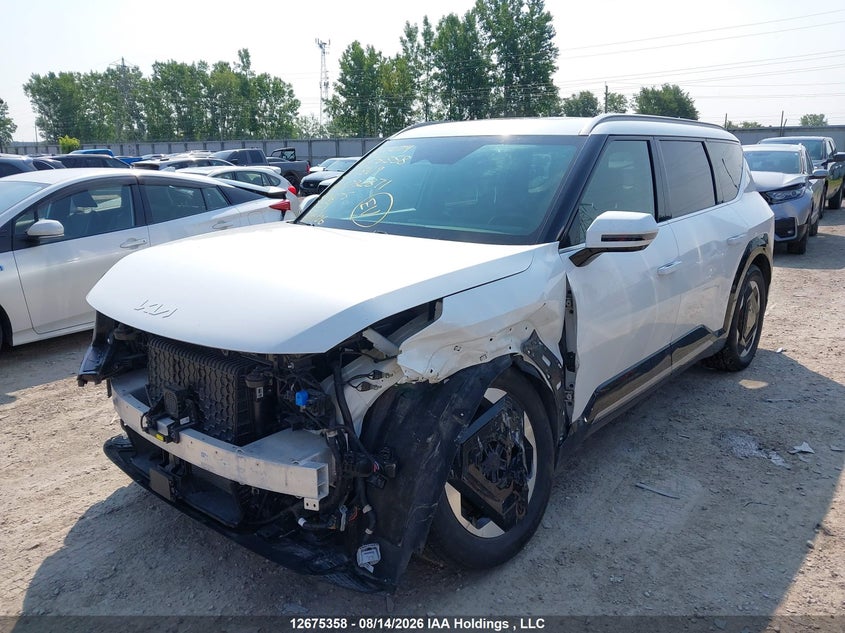 2024 Kia EV9, Front, IAAI, VIN KNDADFS56R6032871 — photo 2
