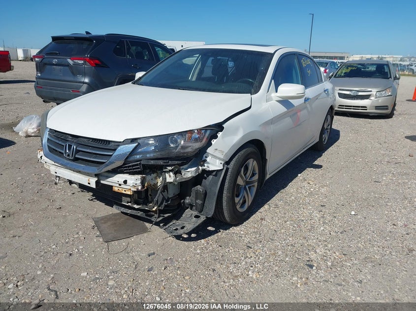 2015 Honda Accord, Front, IAAI, VIN 1HGCR2F81FA804694 — photo 2