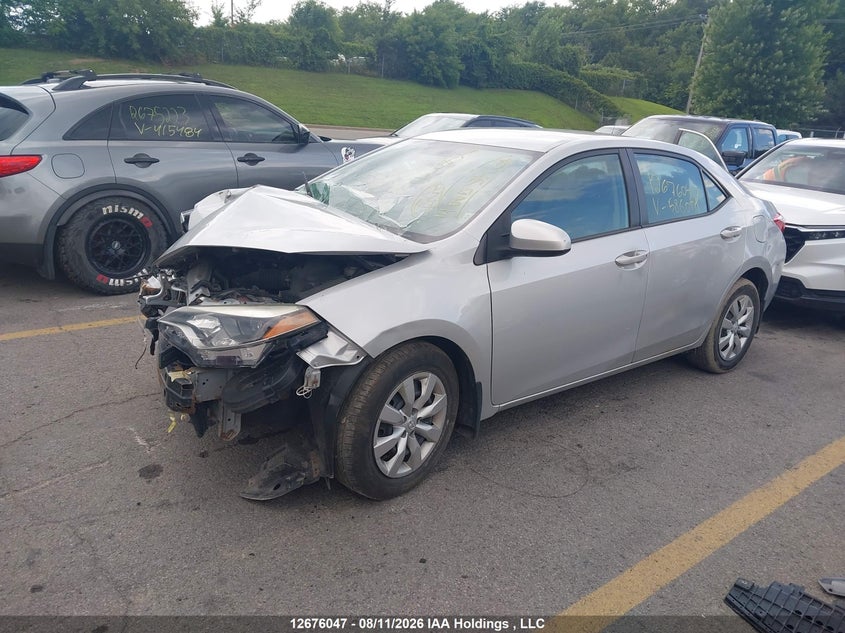 2016 Toyota Corolla, Лобовое стекло, IAAI, VIN 2T1BURHE3GC586078 — фото 2