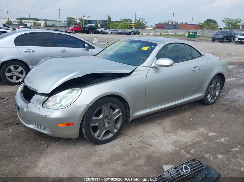 2002 Lexus SC, Front, IAAI, VIN JTHFN48Y220015307 — photo 2