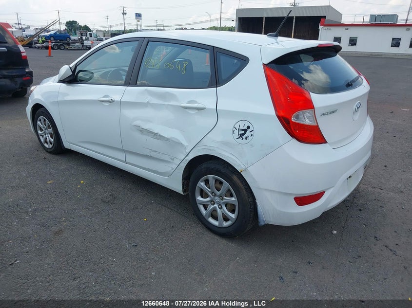 Vin: kmhct5ae2cu014633, lot: 3079940, hyundai accent gl 20123