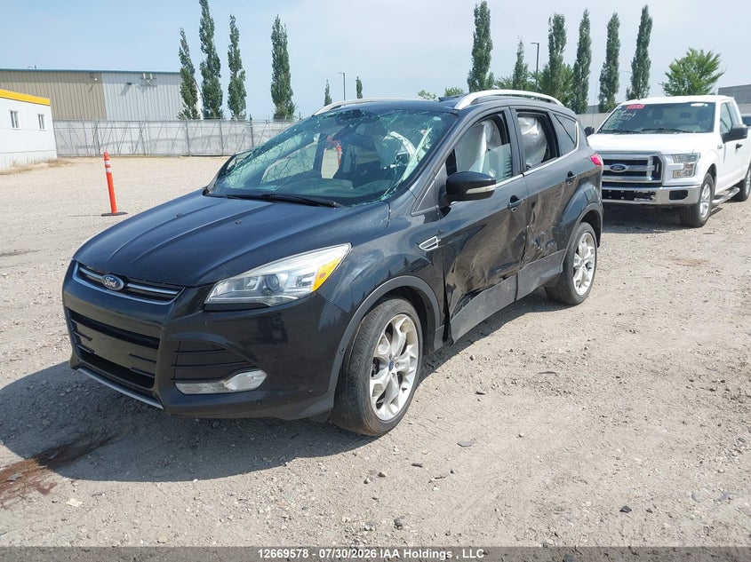 Vin: 1fmcu9j9xfuc17443, lot: 3080029, ford escape titanium 20152