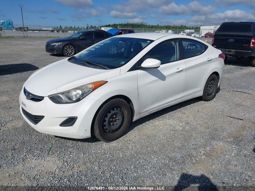 2011 Hyundai Elantra, Right Side, IAAI, VIN 5NPDH4AE8BH044667 — photo 2