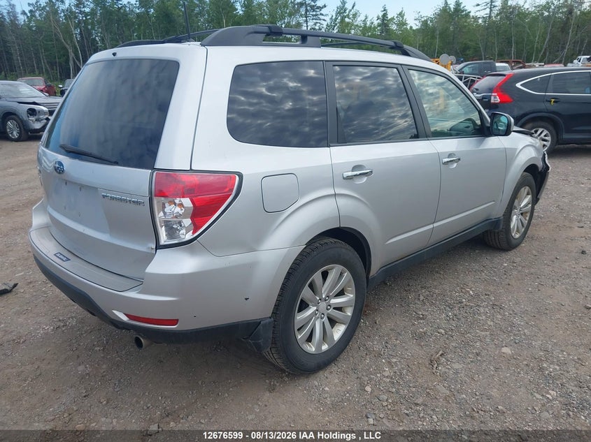 Vin: jf2shcec8bh774962, lot: 3080345, subaru forester limited 20114