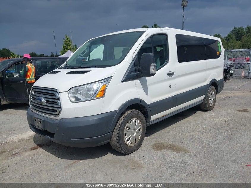2015 Ford Transit, Roof, IAAI, VIN 1FMZK1YM5FKB10193 — photo 2